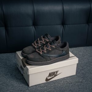 Air Jordan 1 model DM7866 color 202 available in multiple sizes