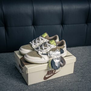 Air Jordan 1 model FZ3124 color 200 available in multiple sizes