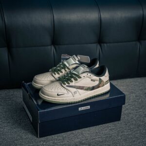 Air Jordan 1 model XS2024 color 046 available in multiple sizes