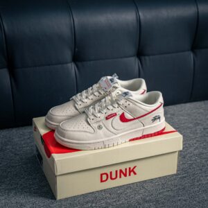 Nike Dunk standard athletic shoes