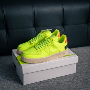 Air Force 1 sneaker with built-in air cushion and original materials